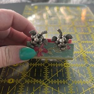 Vintage Sterling Silver Hollow Grape Bunch Earrings